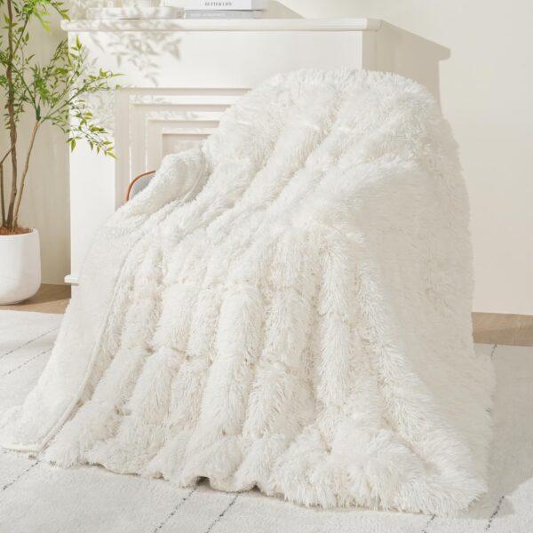 Wemore Shaggy Long Fur Faux Fur Weighted Blanket, Cozy and Fluffy Plush Sherpa Long Hair Blanket for Adult 15lbs, Fluffy Fuzzy Sherpa Reverse Heavy Blankets for Bed, Couch, Cream White, 48 x 72 Inches - Image 9