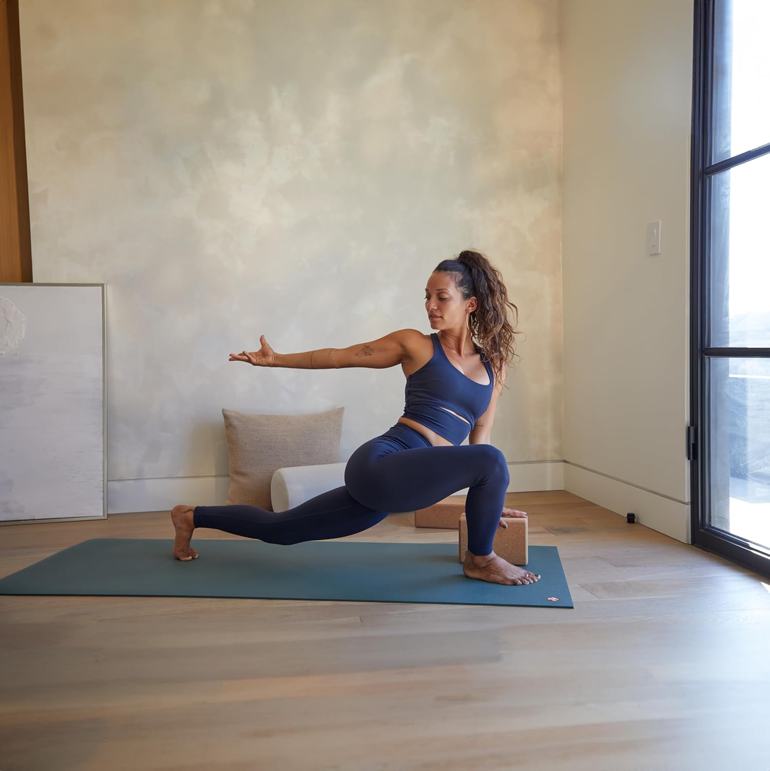 Manduka Prolite Yoga and Pilates Mat 4.7mm Thick, Non-Slip, Non-Toxic, Eco-Friendly, Long. Made with Dense Cushioning for Stability and Support - Image 4