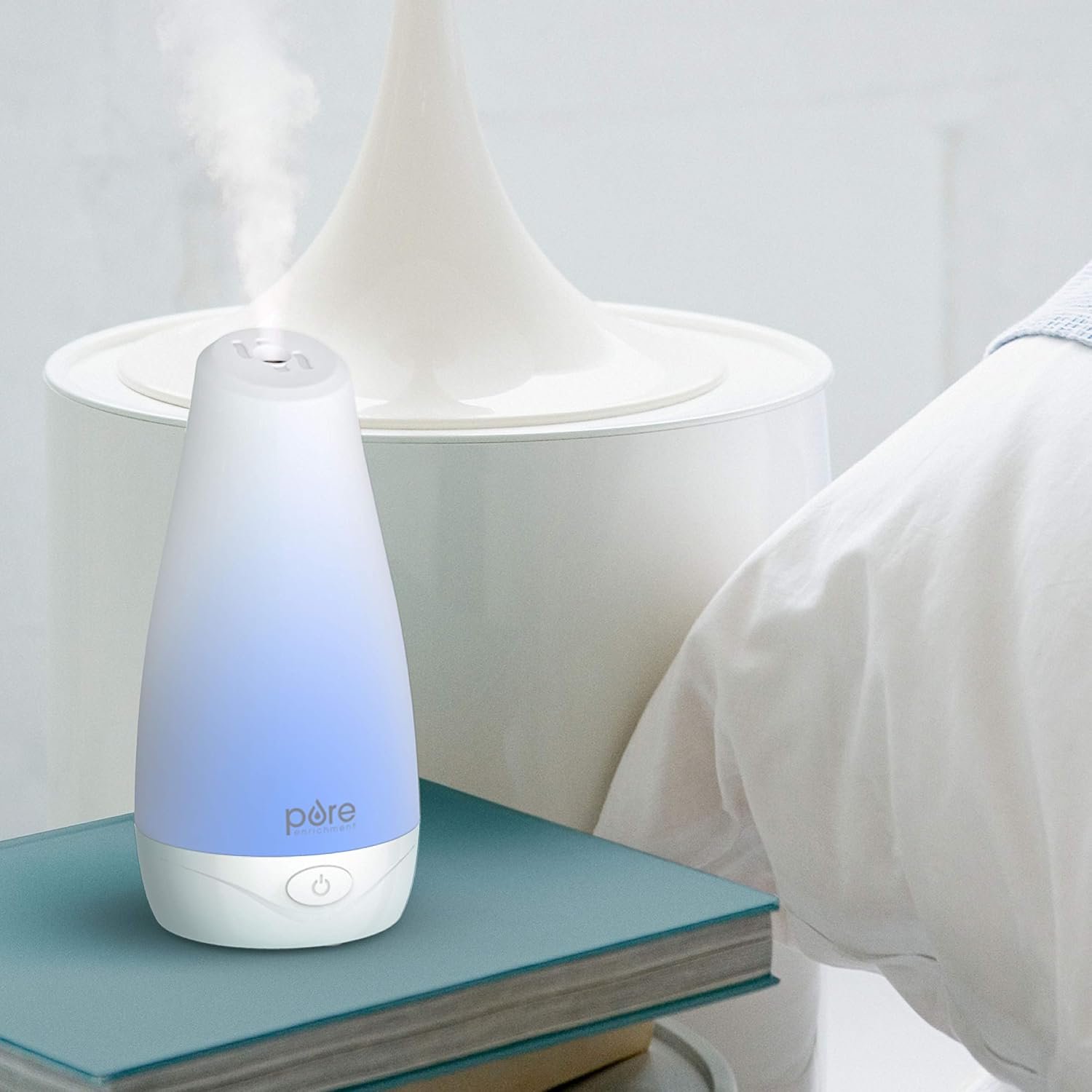 Pure Enrichment® PureSpa™ Essential Oil Diffuser - Compact Ultrasonic Aromatherapy Diffuser, Natural Air Deodorizer, 100ml Water Tank, and Optional Mood Light - Lasts Up to 7 Hours with Auto Shut-Off - Image 3